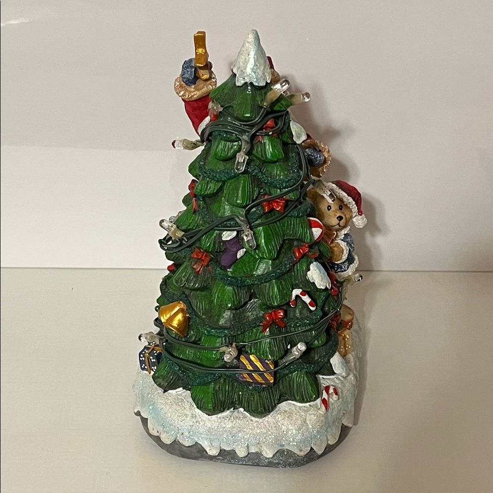Vintage Holiday Musical LED Christmas Tree Figurine. Eight holiday songs. NWOT - Picture 7 of 14